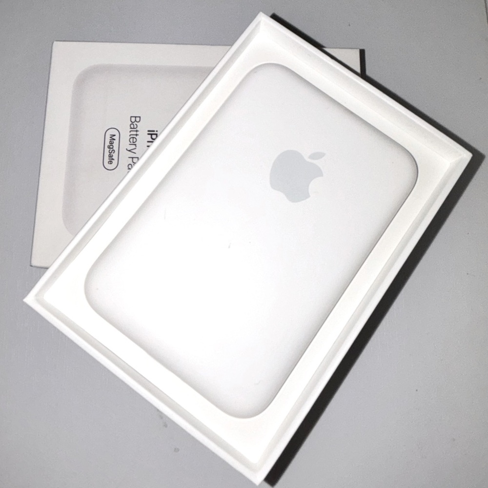 Apple MagSafe Battery Pack